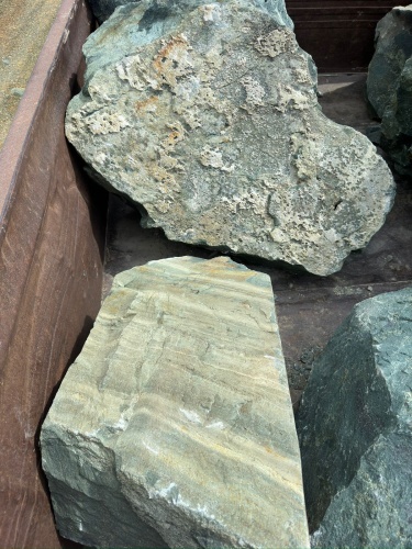 Ландшафтные глыбы зелёные 200-500 килограмм купить в Михайловске