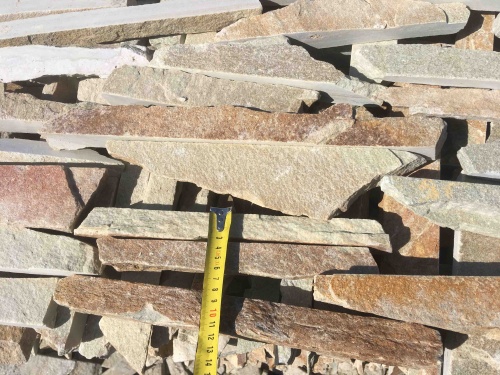 Горбушка златолит золотистый для облицовки купить в Михайловске