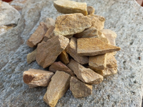 Златолит жёлтый декоративная каменная крошка купить в Михайловске