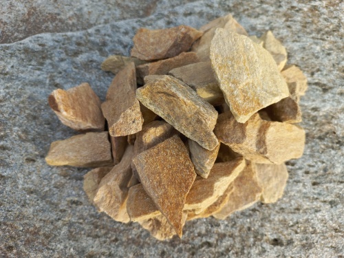 Златолит жёлтый декоративная каменная крошка купить в Михайловске