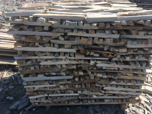 Горбушка златолит золотистый для облицовки купить в Михайловске