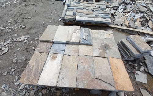 Плитка пилёная златолит Уральский для цоколя, отмостки купить в Михайловске