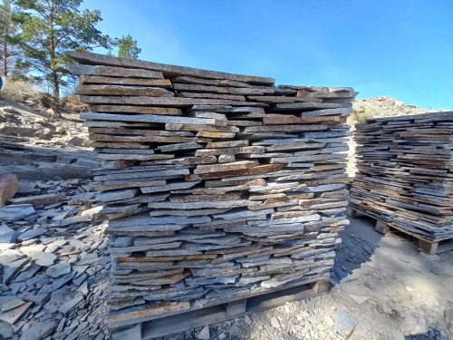 Плитняк златолит серебристый для фасада купить в Михайловске