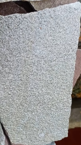 Плитняк златолит серебристый для цоколя, отмостки купить в Михайловске