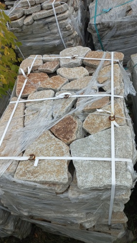 Плитняк галтованный гранитный для ландшафтного дизайна купить в Михайловске